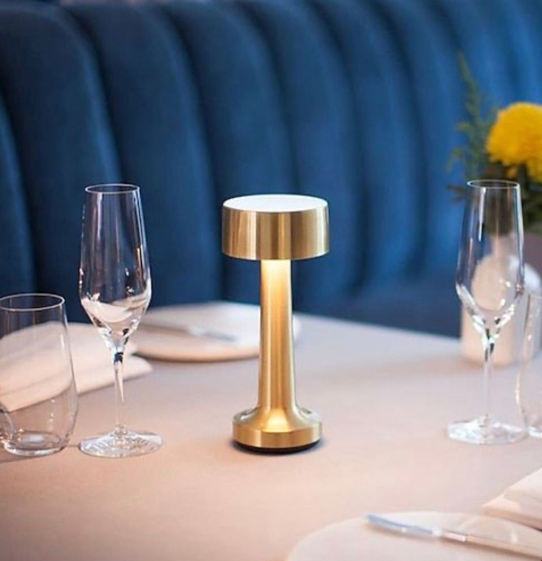 đ Metal LED Lamp â Rechargeable, Color-Changing & Ultra Stylish